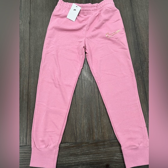 Nike Other - NWT Nike girls pink sweatpants size XL